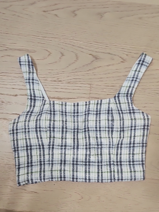 Abercrombie & Fitch Tops - Abercrombie & Fitch White and Navy Plaid Square-Neck Crop Top